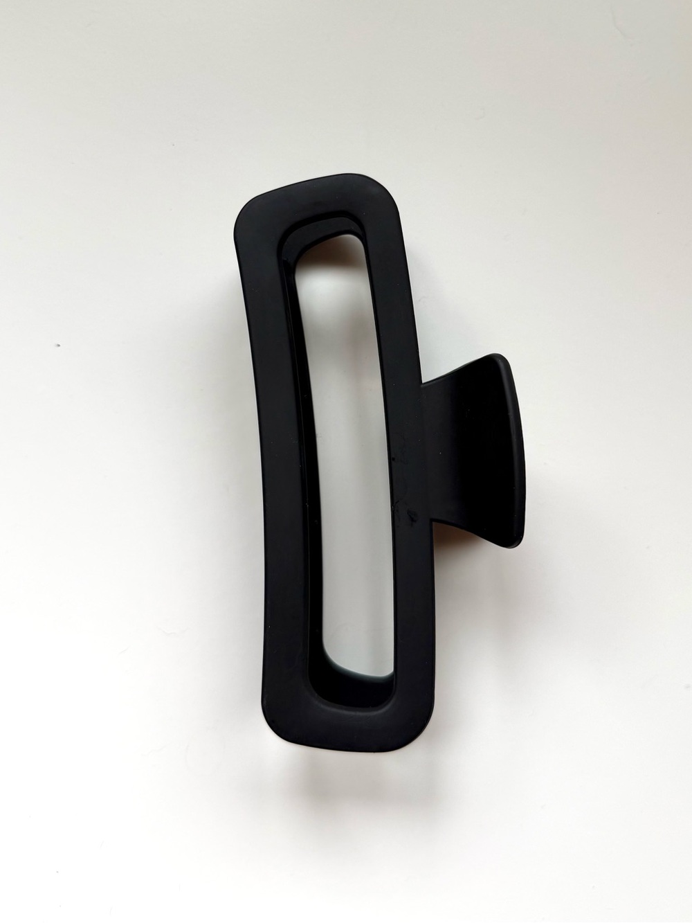 Matte Black Large Claw Clip | OS